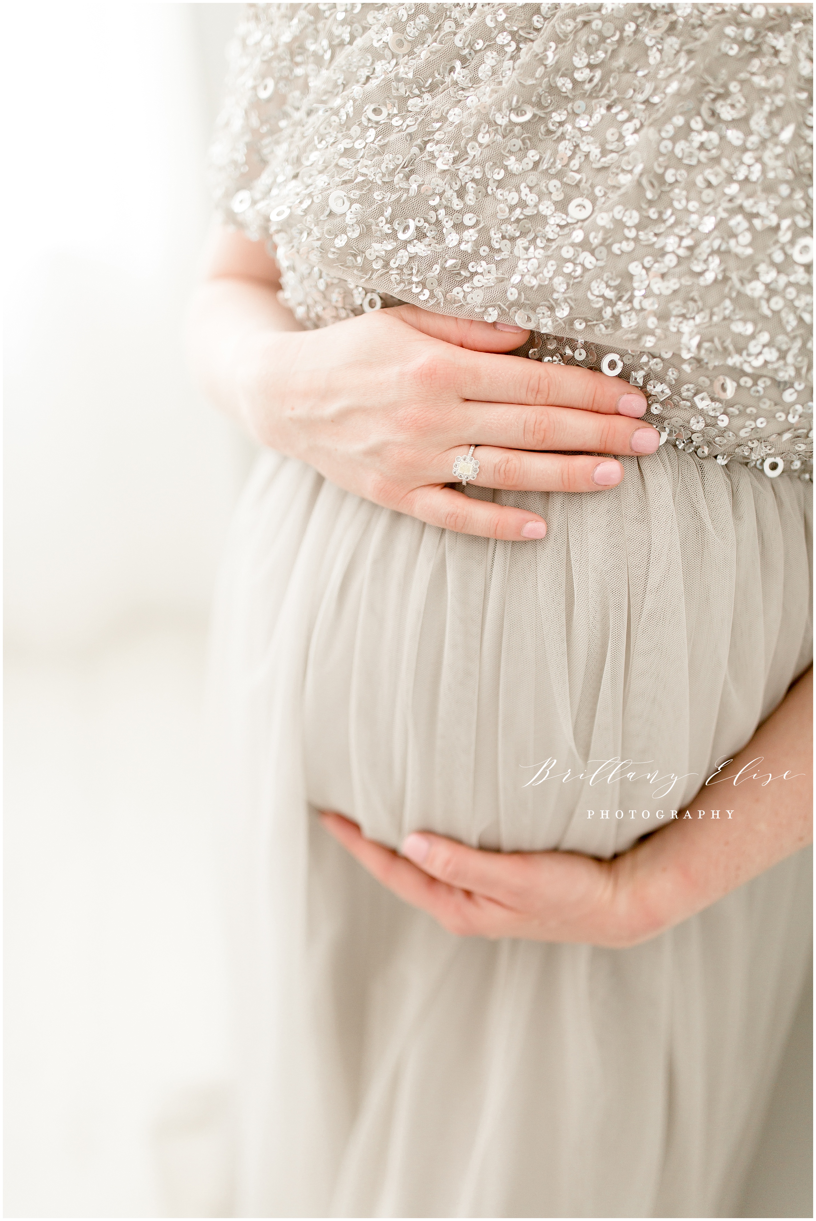 Tampa Outdoor Maternity Photographer