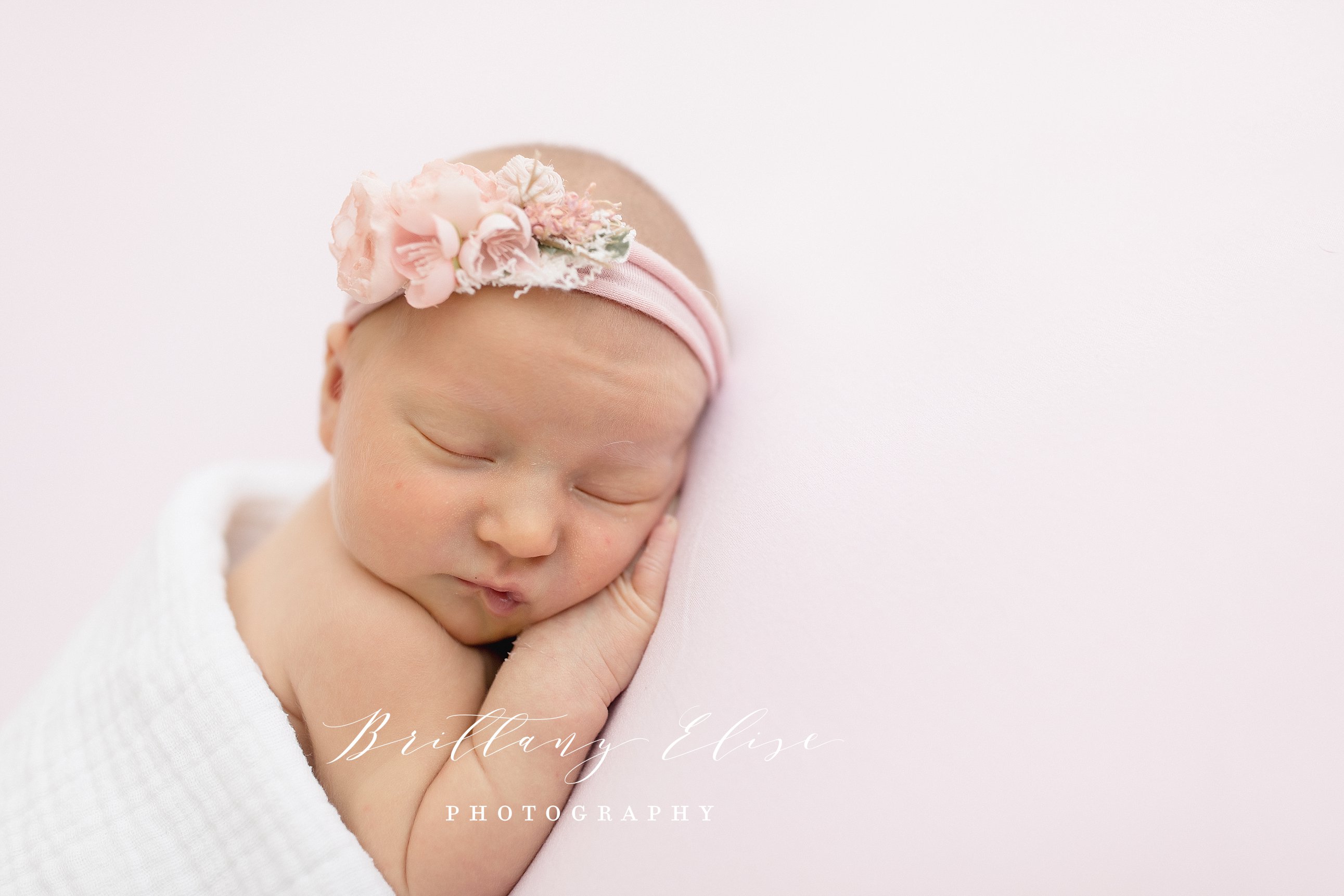 newborn baby celebrity athlete photographer