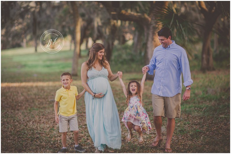 Natural light maternity photographer in Tampa, Fl.