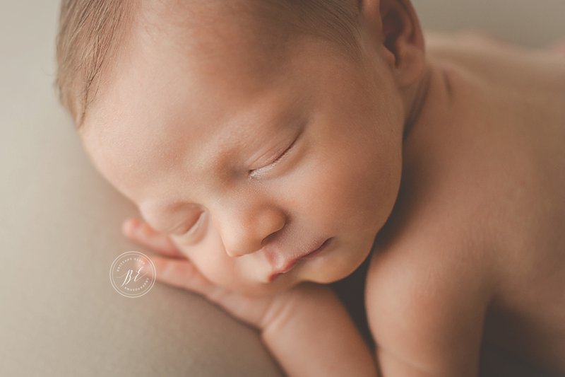 Newborn Photographer in Tampa, FL