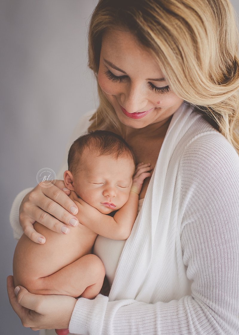 Newborn Photographer in Tampa, FL