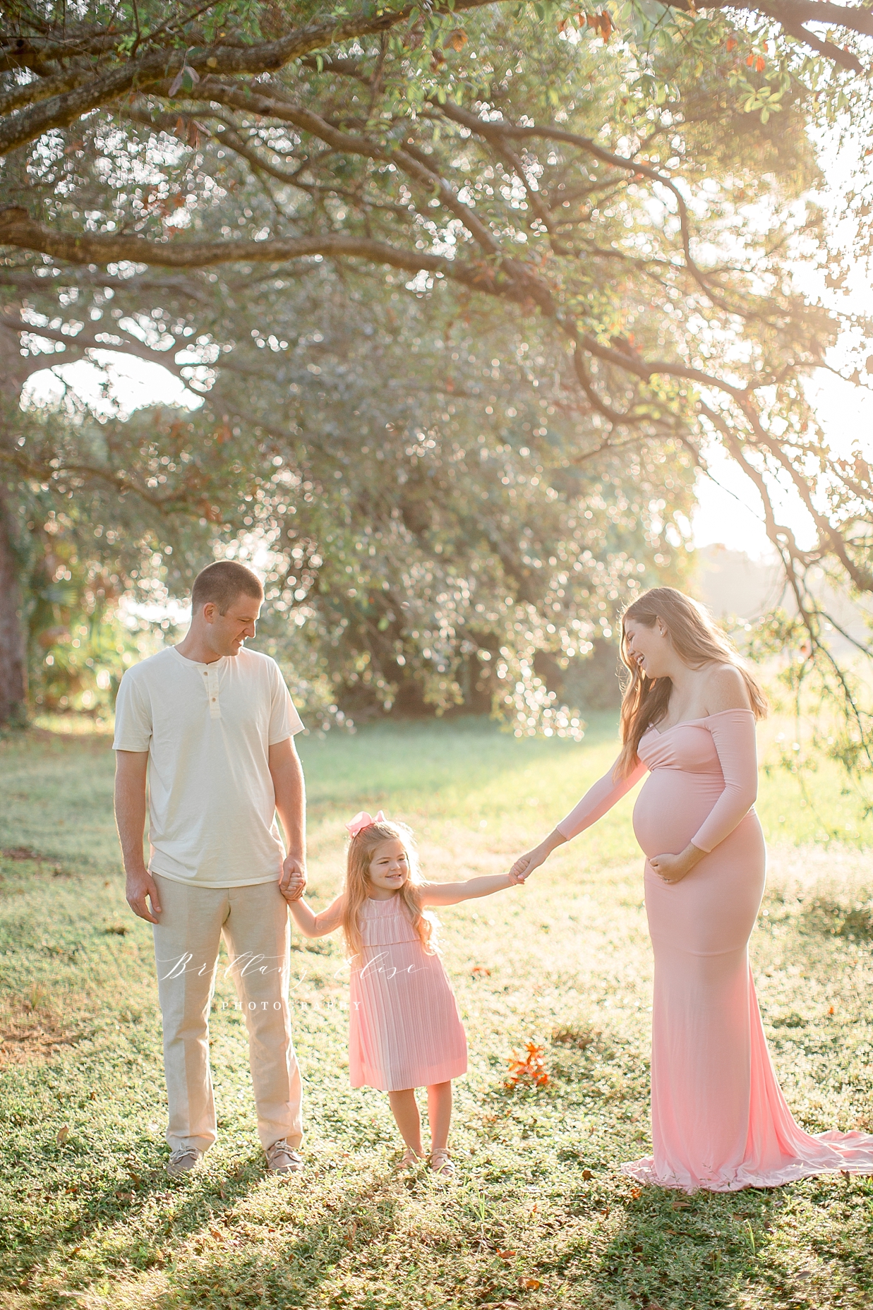 Tampa Natural Light Maternity Photographer