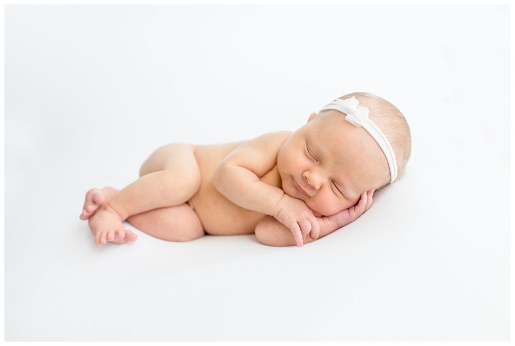 Tampa, FL newborn natural light studio photographer | Paswater Newborn Session