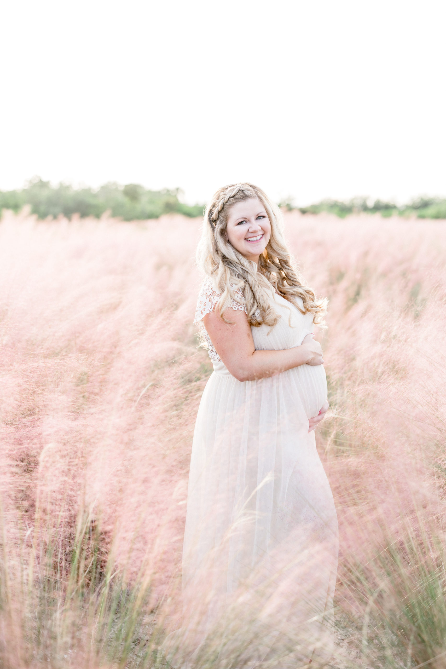 Guessing The Gender At A Maternity Session | Brittany Elise Photography