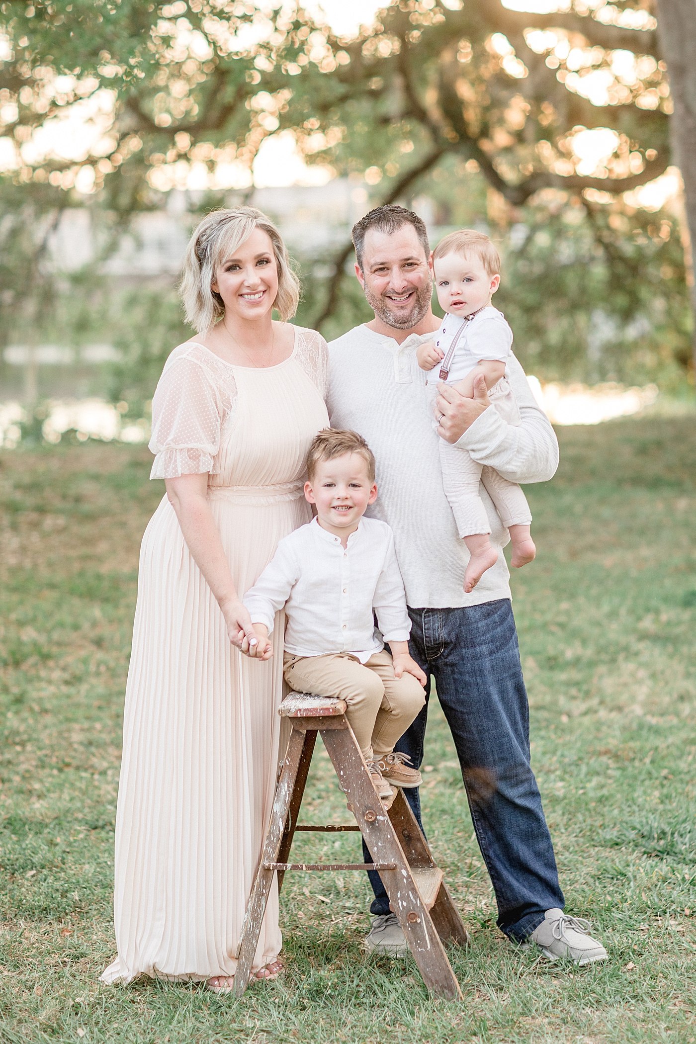 Outdoor family portrait at sunset with Brittany Elise Photography in Tampa, Fl. 