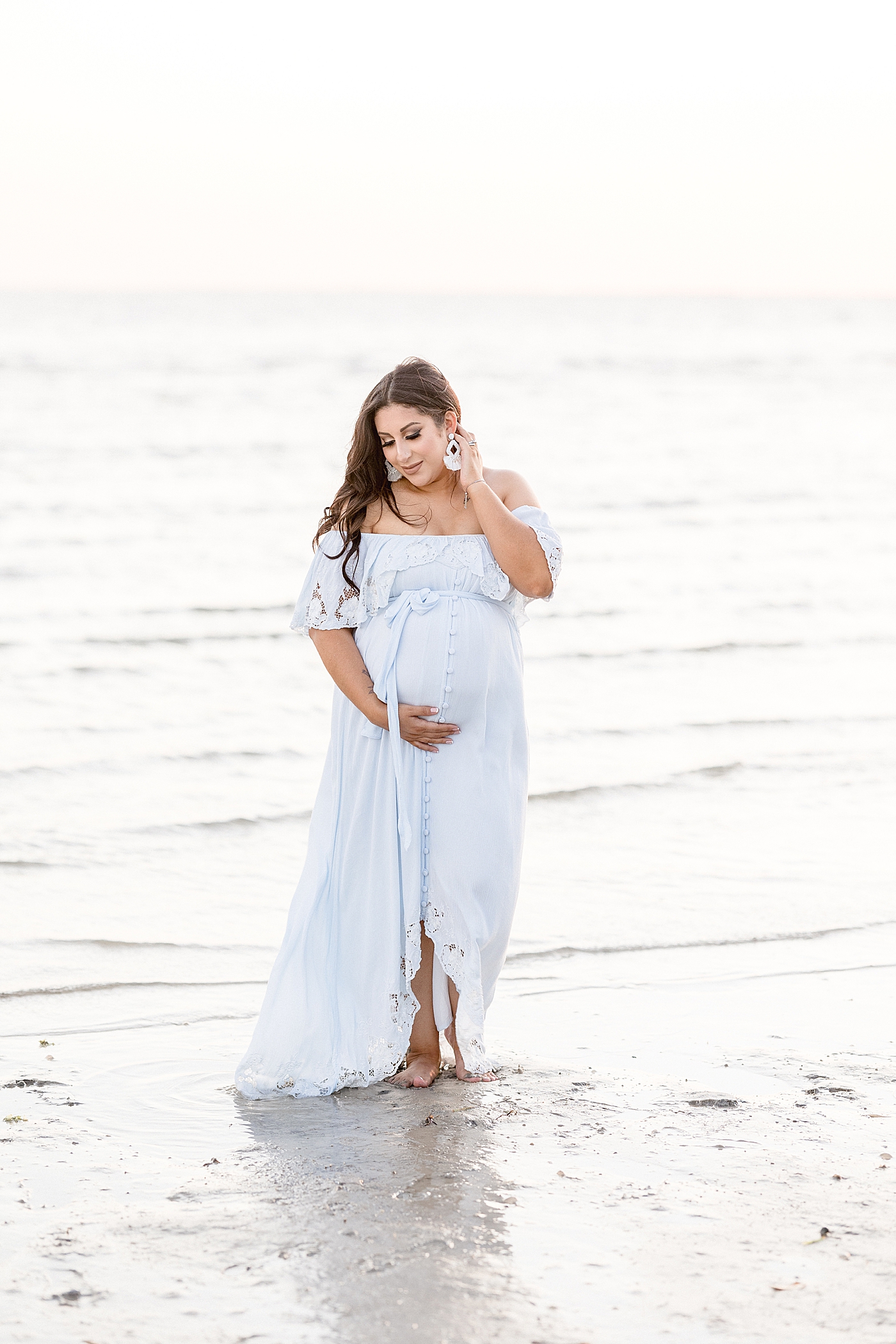 Sunset session for Mom wearing fillyboo maternity dress. Photo by Brittany Elise Photography.